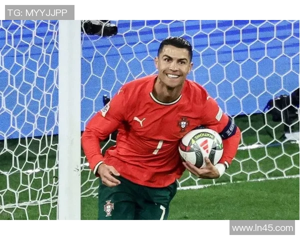 足球界之星C罗荣耀再现领跑全球足坛风云